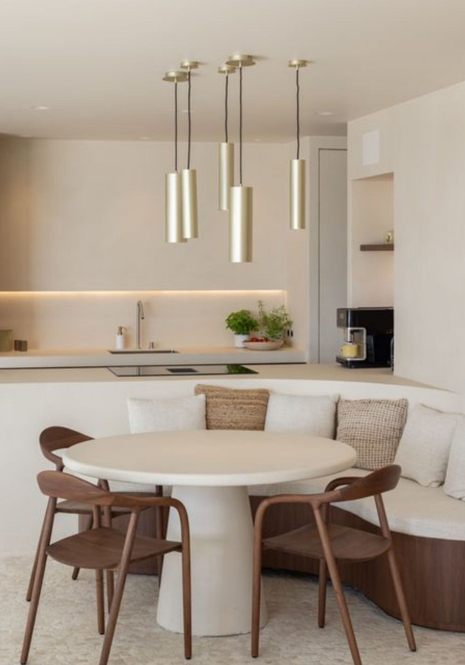 3M Villa - Dining Area